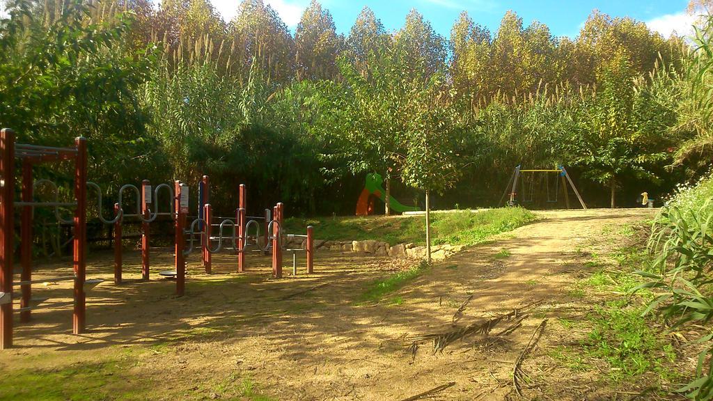 Hostal Cal Xaiet Llampaies Exterior foto